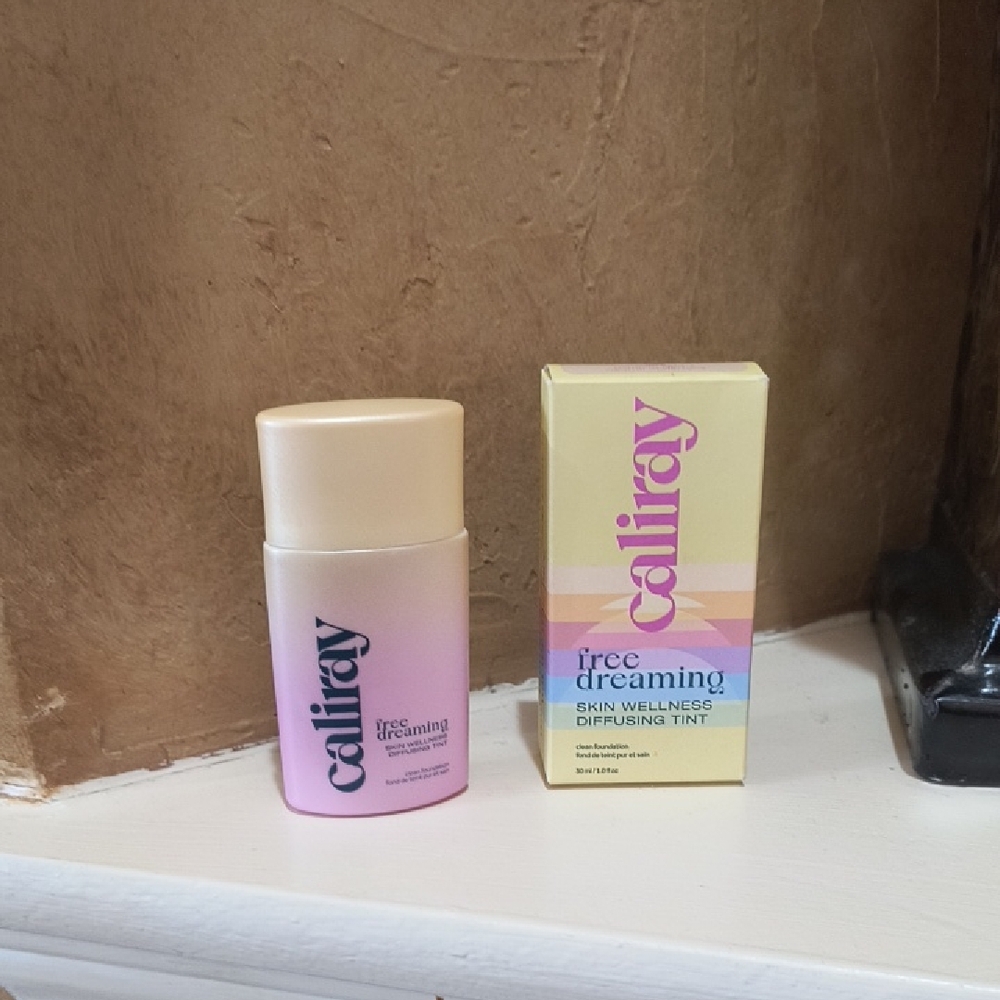 Lira Free Dreaming Skin Wellness Diffusing Tint - Pink
